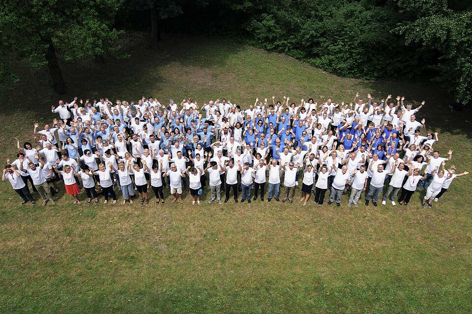 Bestattungsinstitut Hans von Holdt  Ihr Bestatter in Halle und Landsberg
